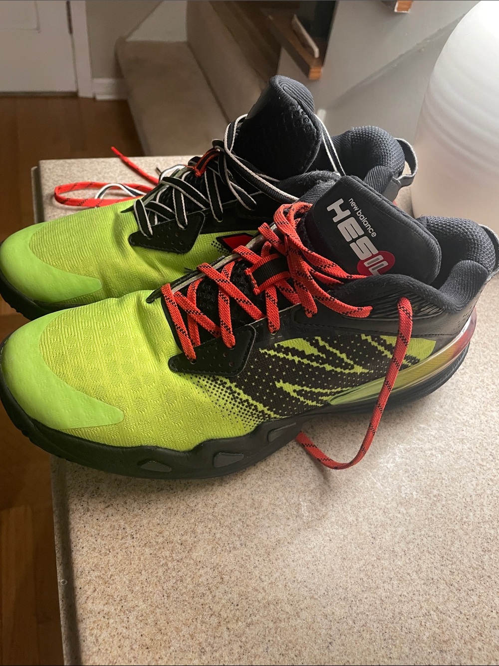 New Balance Hesi Low V2 Pixel Green, Black & Red Athletic Sneakers, Size M 7.5